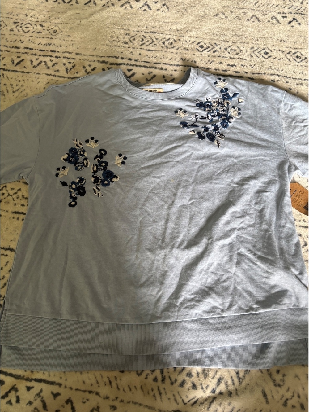 Ruff Hewn Light Blue Embroidered Floral Sweatshirt, Size Large